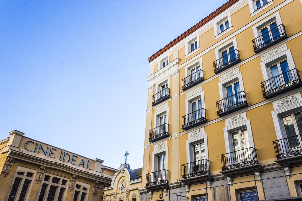 Mola Suites Madrid Exterior foto